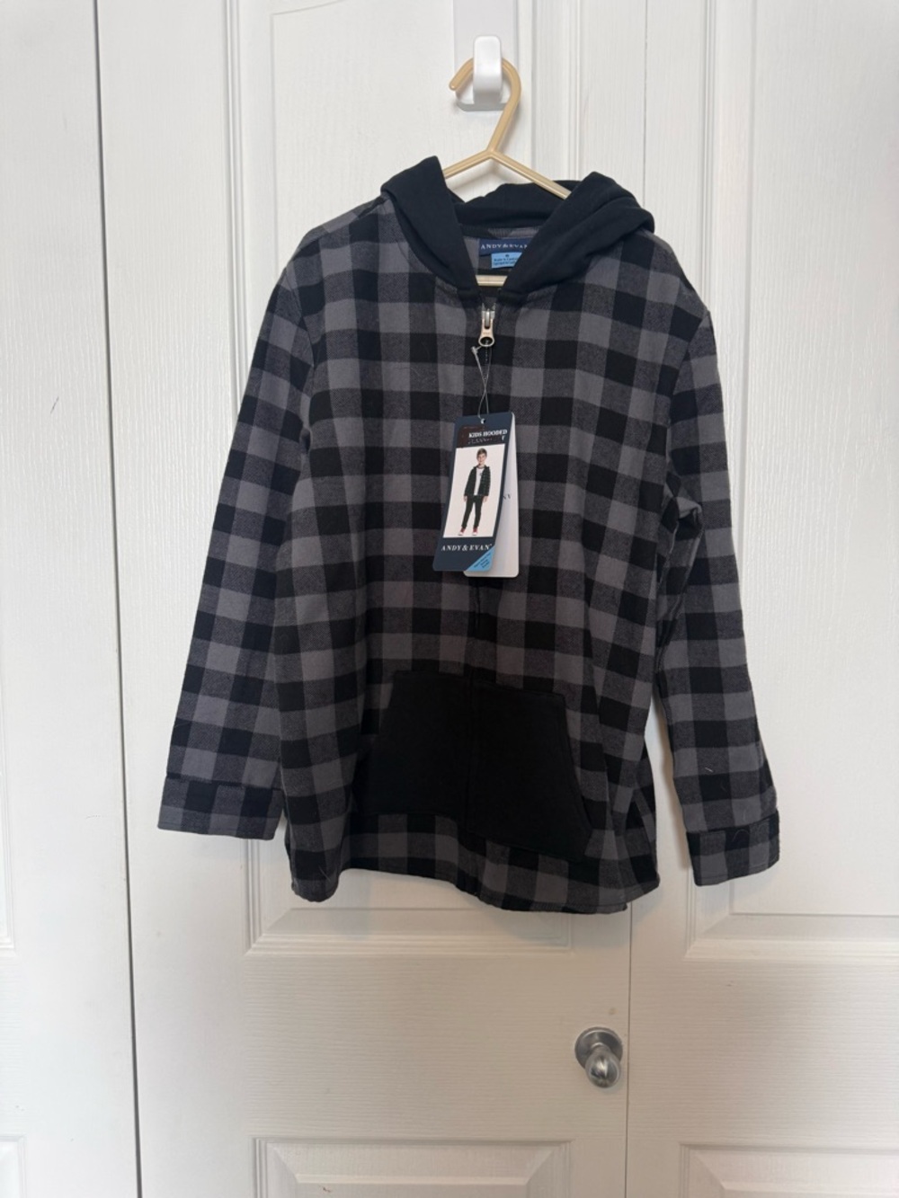 Anderson & Evans Black and Gray Plaid Hooded Zip Pullover Boy’s